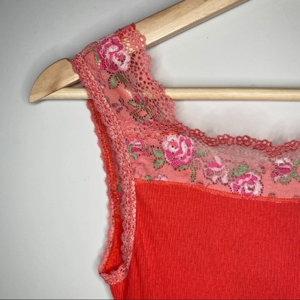 Y2K Free People Coral Ribbed Lace Neckline Tank Top - Picture 9 of 9